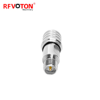 Adaptateur direct usine polarité inversée RP SMA femelle vers QMA mâle, connecteur coaxial RF en stock