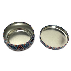 Pot à bougie en fer blanc de 4 oz avec surface brillante, idéal pour l'aromathérapie et les produits chimiques, emballage basse température, vente en gros - Product Image 4
