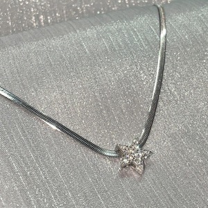 Collier pendentif en argent pur S925 pour femme, forme de cœur, couleurs fraîches, design haut de gamme pour un style chic et tendance - Product Image 4
