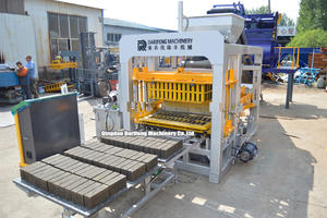 QT5-15 हाइड्रोलिक कंपन ब्लॉक बनाने की मशीन-पूरी तरह से स्वचालित, उच्च घनत्व खोखला/अंकुश/पेवर उत्पादन - Product Image 3