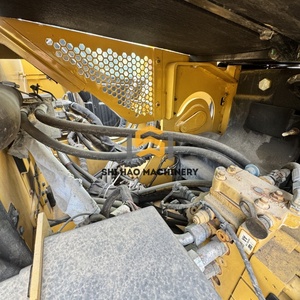 Excavadora Hidráulica de Orugas Caterpillar 307.5 Usada, en Excelente Estado, Como Nueva, para Trabajos Agrícolas y Paisajismo Residencial - Product Image 5