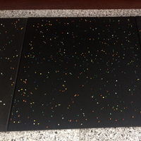 Tapis en caoutchouc granulé carré pour zone de force, isolation acoustique, jonction silencieuse, absorption des chocs, sol sportif intérieur pour usage domestique