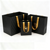 Fournisseur de sacs en papier pliables noirs personnalisés pour emballages de luxe de boutiques de mariage, de produits cosmétiques, de rouges à lèvres, de perruques et de cadeaux