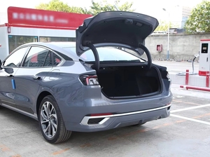 Berline de taille moyenne de classe B à traction avant, frein à disque sur quatre roues, nouvelle énergie, version sportive hybride électrique, ST-Lin 2025, <span class=keywords><strong>Ford</strong></span> Mondeo - Product Image 5