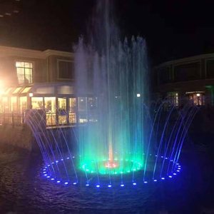 Fontaine d'eau commerciale <span class=keywords><strong>en</strong></span> acier inoxydable, élément extérieur durable personnalisé pour les projets d'aménagement paysager - Product Image 3