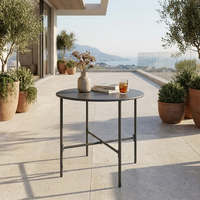 Table de salle à manger ronde en acier inoxydable avec plateau en bois grainé en relief, design moderne démontable pour utilisation en extérieur dans la cour et le parc