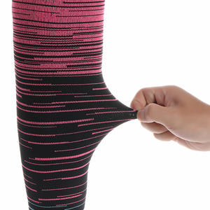 <span class=keywords><strong>Bas</strong></span> <span class=keywords><strong>de</strong></span> <span class=keywords><strong>contention</strong></span> à haute élasticité fabriqués par le fabricant, pour la course à pied, le fitness, le sport, chaussettes <span class=keywords><strong>de</strong></span> compression personnalisées pour femmes et hommes - Product Image 2