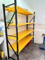 Étagère de stockage d'entrepôt en acier réglable de moyenne capacité, unité d'étagérage métallique sans boulons, taille personnalisée pour atelier et stockage industriel