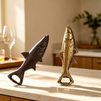 Décapsuleur vintage en fonte en forme de poisson, statue de poisson antique en métal, accessoire de décoration pour bar à domicile, accents décoratifs