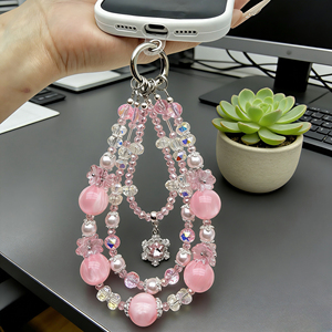 Dragonne de téléphone de luxe détachable en résine cristal bleue, triple chaîne perlée, 15 cm, faite main, originale, porte-clés tendance - Product Image 5