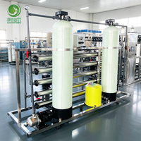 Équipement de traitement d'eau par osmose inverse à double étage industriel avec capacité de production d'eau personnalisable disponible