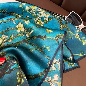Style rétro haute qualité 100% <span class=keywords><strong>soie</strong></span> de mûrier 53cm petite écharpe peinture à l'huile foulards femmes <span class=keywords><strong>foulard</strong></span> <span class=keywords><strong>en</strong></span> <span class=keywords><strong>soie</strong></span> - Product Image 4