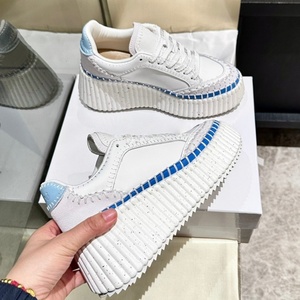 Chaussures pour hommes en maille respirante, anti-odeur, polyvalentes toutes saisons, à semelle épaisse, décontractées, pour la marche en plein air, à lacets. - Product Image 1