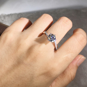 Anello Nuziale a Sei Punte con Zirconi a Forma di Fiocco di Neve, Fascia Intrecciata Semplice ed Elegante, Gioiello Impilabile per Matrimonio e Uso Quotidiano, Regalo - Product Image 6