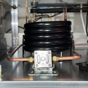 Máquina de Hielo Comercial de 60KG/24H, Autolimpiante, Refrigerada por Agua, Ahorro de Energía, Bajo Consumo, para Bares, Cafés, Hoteles, 110-240V, 60KG/24H - Product Image 6