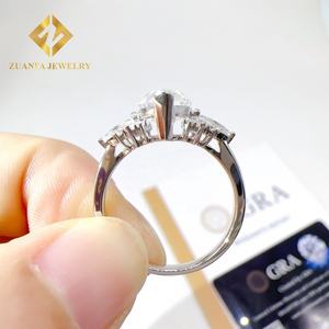 Anillo de Compromiso de Diamante Moissanita Marquise de 3 Quilates, Color D, Claridad VVS1, Oro Blanco Real de 18 Quilates, Hermoso Conjunto de Joyería Nupcial para Novia - Product Image 4