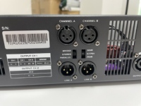 Amplificateur de puissance personnalisé de 850 watts 2, système de son stéréo de haute qualité avec coque métallique d'impédance de 4ohm et 8ohm, vente en gros