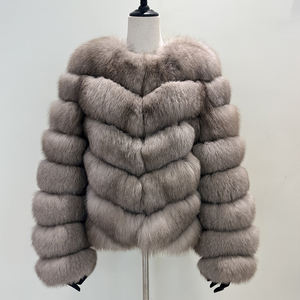 Vente en gros <span class=keywords><strong>pas</strong></span> <span class=keywords><strong>cher</strong></span> Prix bas Manteaux courts personnalisés en fourrure de renard Vestes d'hiver Manteau en fourrure de renard véritable - Product Image 4