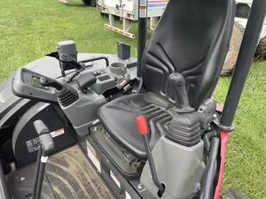 Mini-excavatrices sur chenilles d'occasion japonaises YANMAR VIO55-6A à vendre. Disponibles dès maintenant : excavatrices VIO55, VIO50, 5 tonnes. - Product Image 4