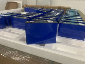 Baterai Surya Lithium Prismatik 100Ah Grade A 3.2V 100ah Lifepo4 Baterai Isi Ulang - Product Image 2