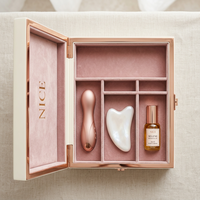 Boîte cadeau en bois blanc crème de luxe, étui de rangement pour jouet pour adultes, finition laquée piano, intérieur en velours rose doré, logo personnalisé