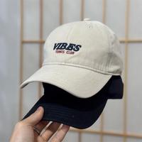 Gorra de béisbol de PVC con letras bordadas de otoño para mujer, versátil, con protección solar, de ala ancha, efecto adelgazante, gorra de camionero moderna para hombre