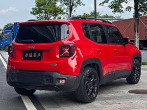 Venta al por Mayor a Bajo <span class=keywords><strong>Precio</strong></span> en China, Autos Usados con Personalización Interior, <span class=keywords><strong>Renegade</strong></span> <span class=keywords><strong>2018</strong></span>-2020, SUV a Gasolina, Muy Popular - Product Image 6