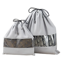 Sacs organisateur de chaussures et vêtements en daim à logo personnalisé sacs à main en daim à cordon pochettes anti-poussière avec fenêtre en PVC