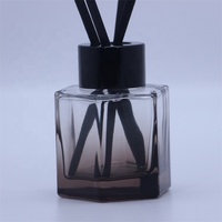 Bouteille d'aromathérapie hexagonale vide en verre pour parfum d'intérieur, verre ultra-transparent pour chambre/salon/voiture