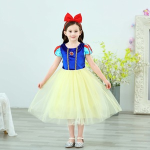 <span class=keywords><strong>Costume</strong></span> da principessa bianca come la neve per le ragazze <span class=keywords><strong>Costume</strong></span> da festa dei bambini per compleanno <span class=keywords><strong>di</strong></span> Halloween e fiabesco - Product Image 2