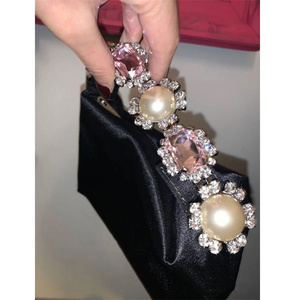 Borsa Clutch di Lusso in Raso con Diamanti e Perle, <span class=keywords><strong>Piccola</strong></span> Borsa da Sera Trendy <span class=keywords><strong>Nera</strong></span> per Donne - Product Image 2