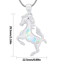 Pendentif délicat en forme de cheval western - Cuivre plaqué argent, opale blanche, chaîne de pull, chaîne à maillons, tendance pour un look superposé féminin