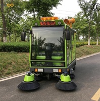Balayeuse électrique SW-BR 230/240 R 4W à cabine fermée, écran LED et système anti-poussière pour voirie