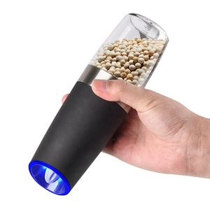Ensemble de moulin à sel et à poivre électrique à gravité pot à épices moulin à poivre rechargeable avec lumière bleue - Product Image 5