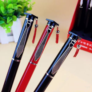 NM-061BP Bolígrafo de Metal con Colgante Cuadrado Negro con Forma de Birrete de Graduación - Product Image 2