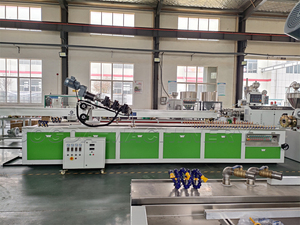 UPVC <span class=keywords><strong>PVC</strong></span> hồ sơ cho cửa sổ và cửa ra vào sinh thái vật liệu xây dựng làm máy đùn dòng - Product Image 6