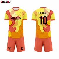 ODM Vêtements de football personnalisés pour hommes, tenues d'entraînement sublimées sur toute la surface, vente en gros, fabricants