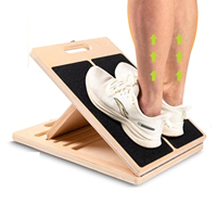 Équipement de thérapie des pieds en bambou incliné naturel réglable et personnalisé pour l'exercice civière de mollet planche inclinée en bois