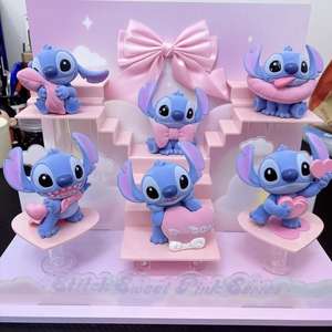 Lilo & Stitch : Boîte Mystère 2.0 – Figurine Mignonne en Pyjama Stitch pour Décoration de Bureau ou Cadeau d'Anniversaire - Product Image 6