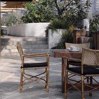 Fauteuil en rotin naturel tissé à la main avec coussin, chaise de salle à manger côtière, mobilier d'appoint bohème pour l'Australie semi-extérieur, café