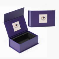 Caja de regalo magnética de ropa con logotipo personalizado reciclable, caja de embalaje de papel rígido elegante con ventana de PVC