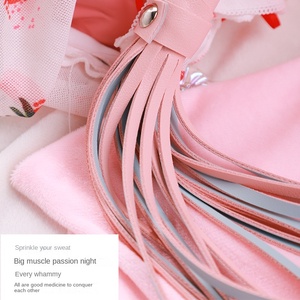 Femmina sculacciata Macaron frusta per adulti forniture di sesso Bondage strumento per capelli simulati per la formazione e la tortura del BDSM - Product Image 4