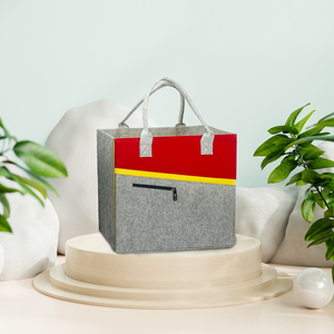 Borsa Tote in Feltro Leggera e Portatile con Logo Personalizzato, Ecologica e Riutilizzabile, per Shopping, Regalo per Donne e Bambini 30x35x15cm - Product Image 2