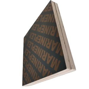 Gran oferta, superficie lisa de <span class=keywords><strong>madera</strong></span> <span class=keywords><strong>contrachapada</strong></span> ecológica con película de 4*8 pies, encofrado de núcleo de álamo moderno personalizado, 18mm de alta calidad - Product Image 3