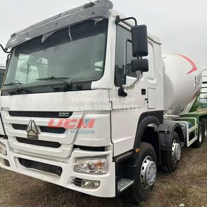 Camion de mélangeur concret de camion de ciment de Sinotruck Howo 6x4 10m3 12cbm avec le tambour - Product Image 2