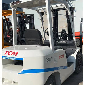 Chariot élévateur diesel TCM FD25T3 d'occasion, haute efficacité, mât à deux étages, pour les magasins de matériaux de construction - Product Image 1