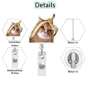 Bobine d'insigne rétractable et rotative d'émoticône de chat acrylique boucle facile à tirer pour accessoire de porte-clés d'infirmière ou de médecin - Product Image 3