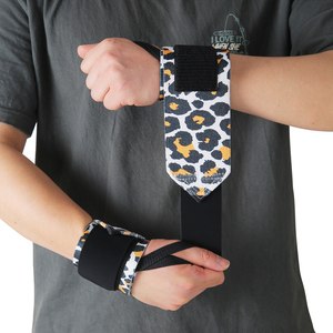 แผ่นรองข้อมือยกน้ำหนักแบบมีโลโก้สั่งทำได้ ระบายอากาศได้ดี สำหรับออกกำลังกาย ครอสฟิต ยิม เดดลิฟท์ พร้อมสายรัดข้อมือ - Product Image 1