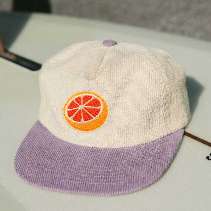 สีเบจสีม่วง