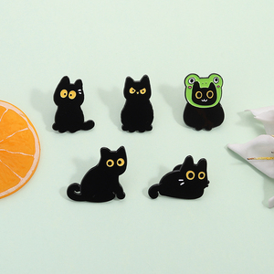 Mignon chats noirs émail broche dessin animé chaton grands yeux Animal broche revers Badge bijoux cadeau pour les amis - Product Image 2